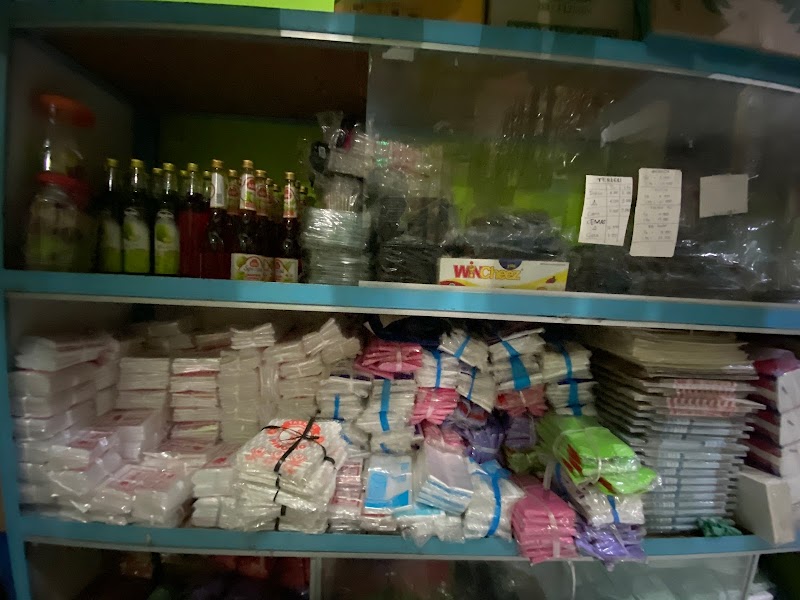 Nasywa Plastik & Bahan Kue: Rahasia Sukses Kue Tradisional Cilacap